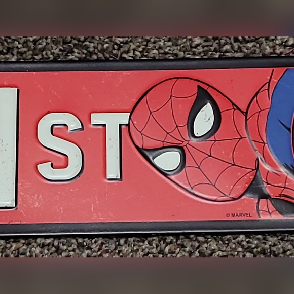 GUC, MARVEL SPIDER-MAN Metal St Sign - Picture 6 of 7